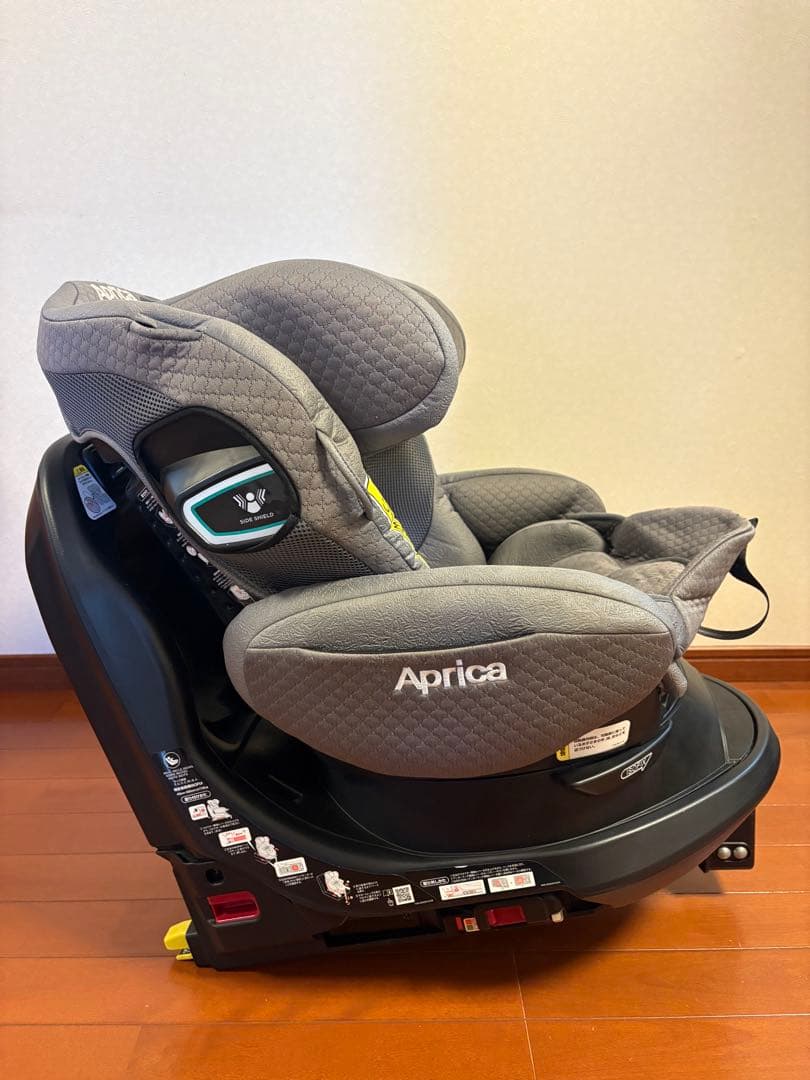 アップリカ　フラディアグロウisofix360セーフティープレミアム