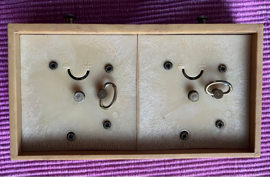 高級蛤碁石とヴィンテージドイツ製機械式Jerger Olympiaチェスクロック