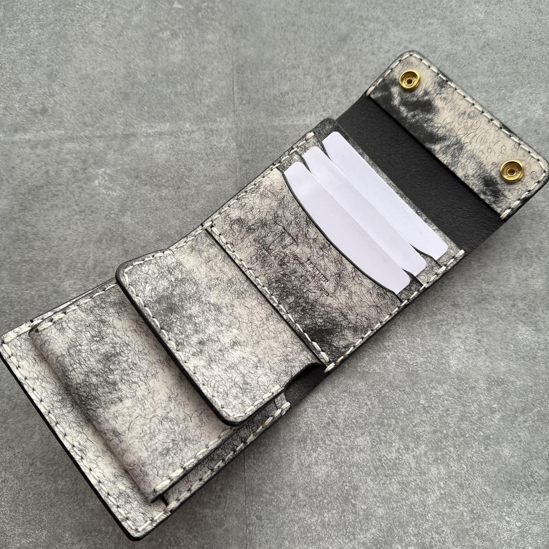 【3つ折りトラッカーウォレット】本革ハーフウォレット　マルゴーフォグ ネロ　黒