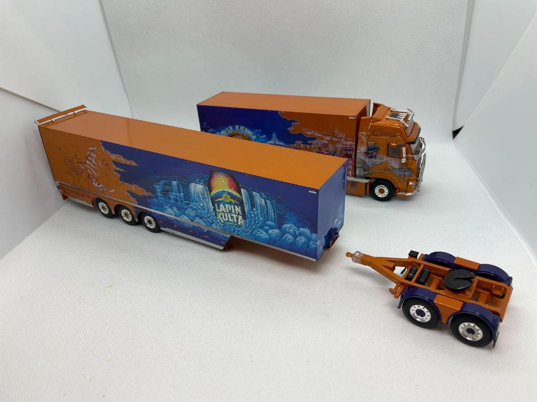 33R-015 WSI 1/50 ボルボ FH2 GLOB.XL 6×2