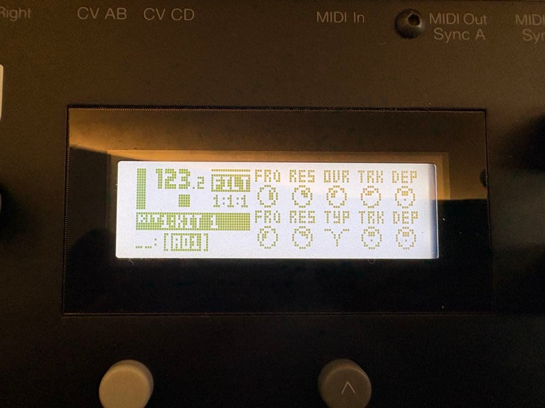 Elektron Analog Four 初期