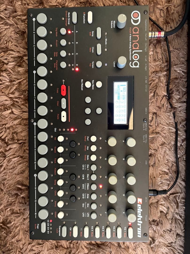 Elektron Analog Four 初期