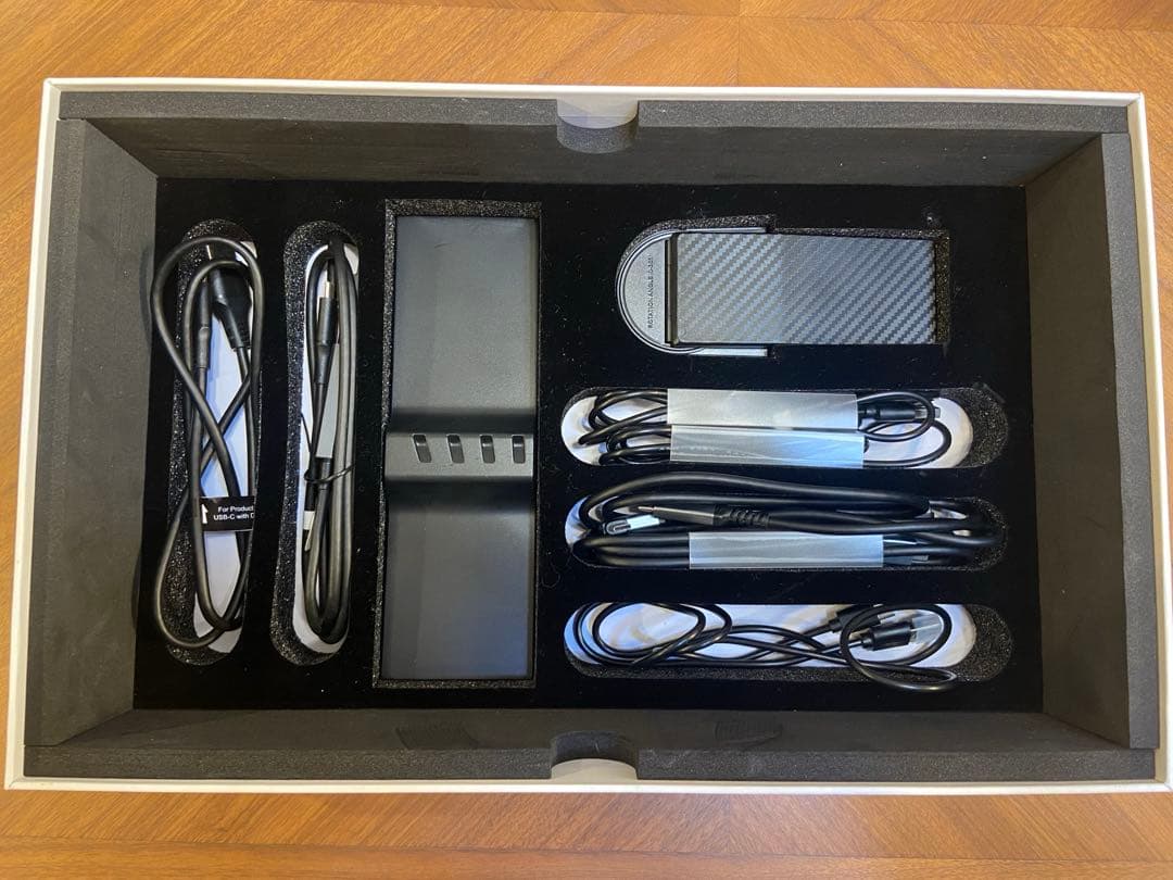 ディスプレイ・モニター本体 Kwumsy Triple Screen Laptop Extender S6