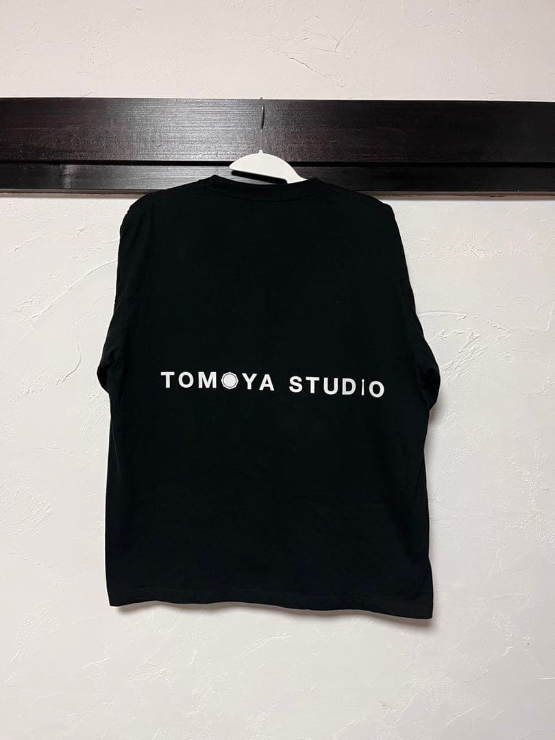 TOMOYA STUDIO Tシャツ　Lサイズ