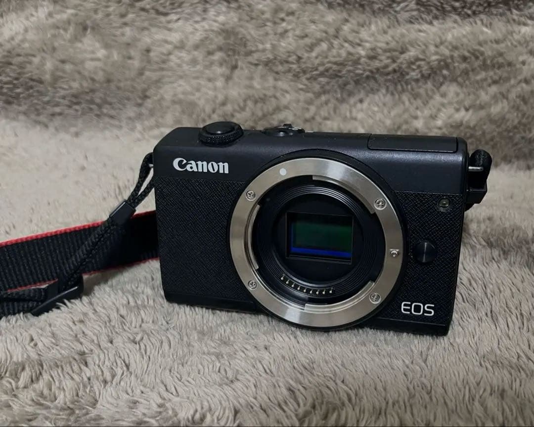 デジタルカメラ Canon EOS M200