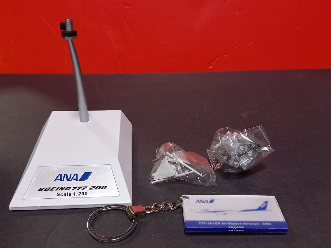 航空機・ヘリコプター JFox ANA BOEING B777-200 JA744A 1/200
