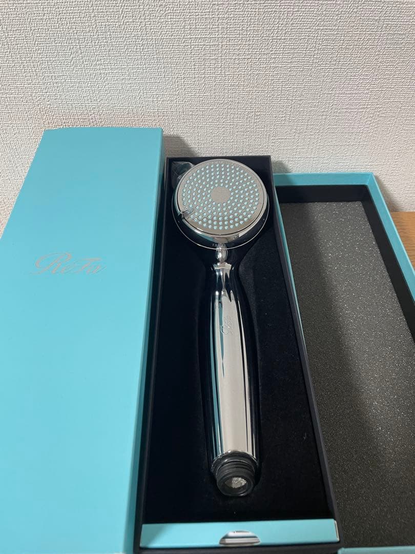 ReFa シャワーヘッド 専用ボックス付き