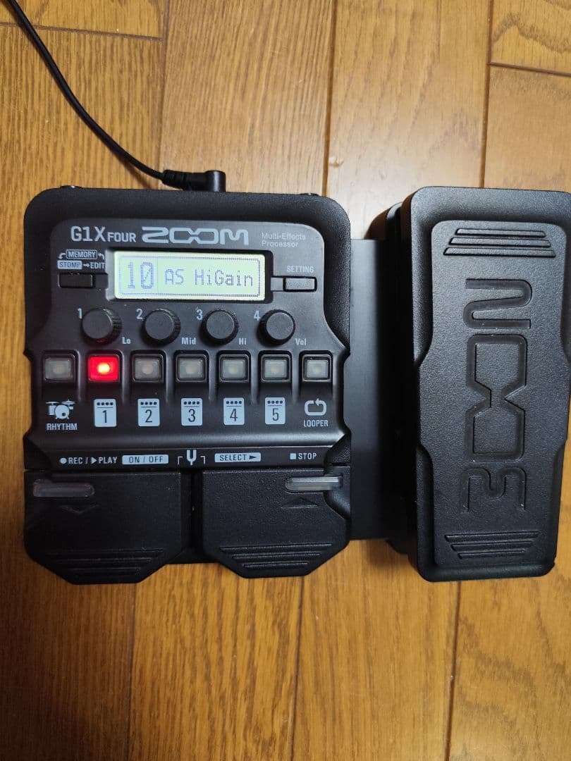 ギター ZOOM G1XFOUR