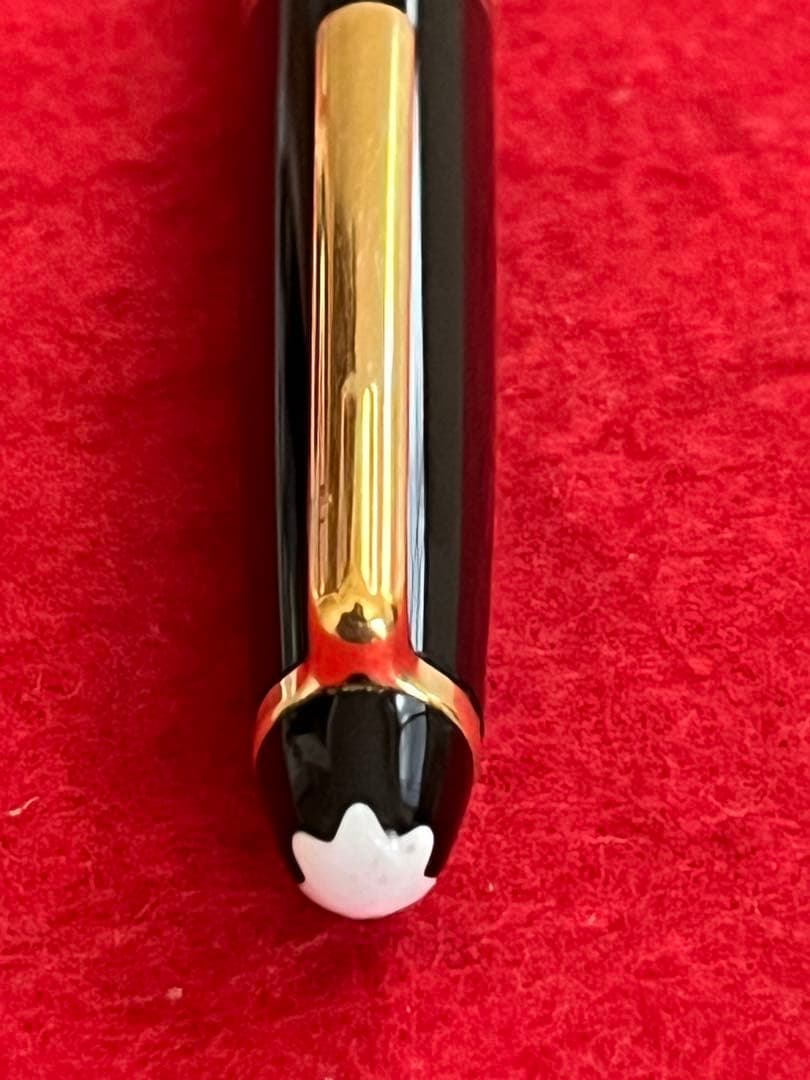 モンブランボールペン マイスターシュテュック 164ゴールド❗️艶やかです‼️