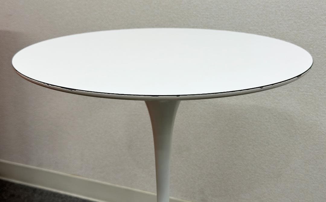 Knoll■オーバルサイドテーブル　チューリップテーブル　エーロ・サーリネン　白