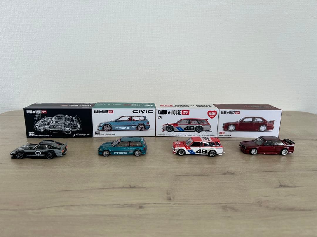 街道ハウス　1/64 4台セット