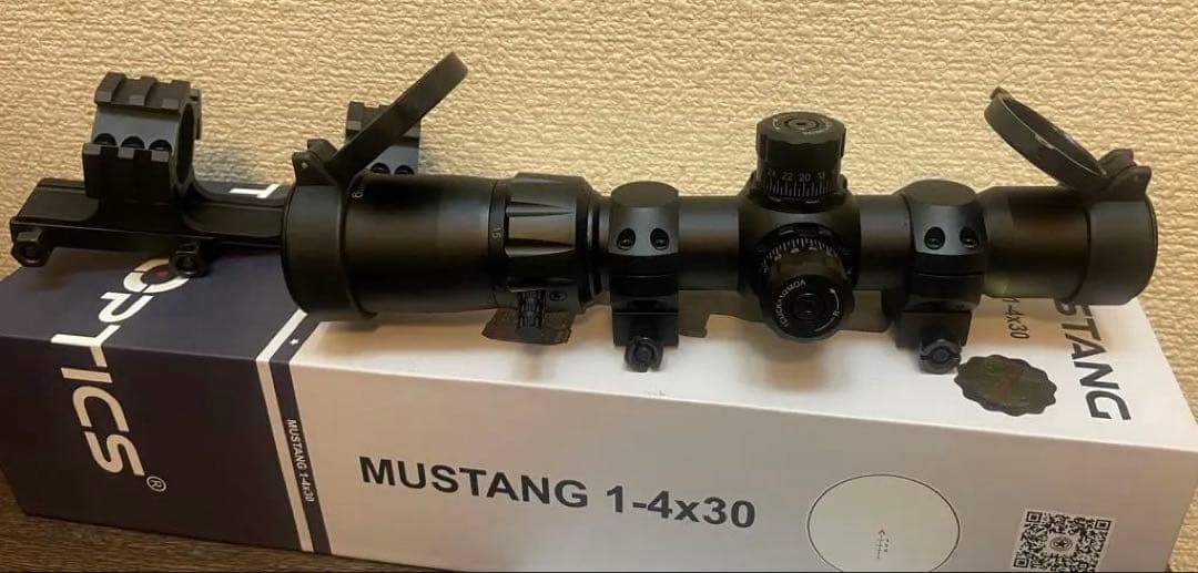 ベクターオプティクス ライフルスコープ Mustang 1-4x30 〔美品〕