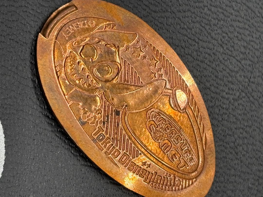 【2017東京ディズニー】ミッキーマウス メダリオン 収集コレクション ブック