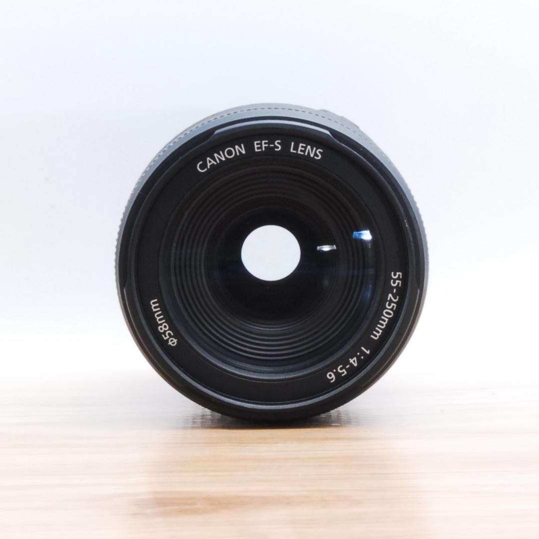 ⭐️秋の行楽に♪⭐️Canon 55-250mm F4-5.6 IS 望遠 手振補正