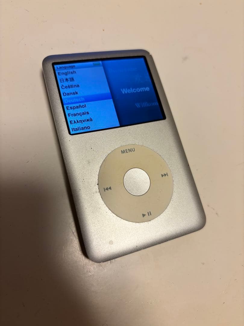 iPod Classic 80GB シルバー 充電ケーブル・USB端子・ケース付