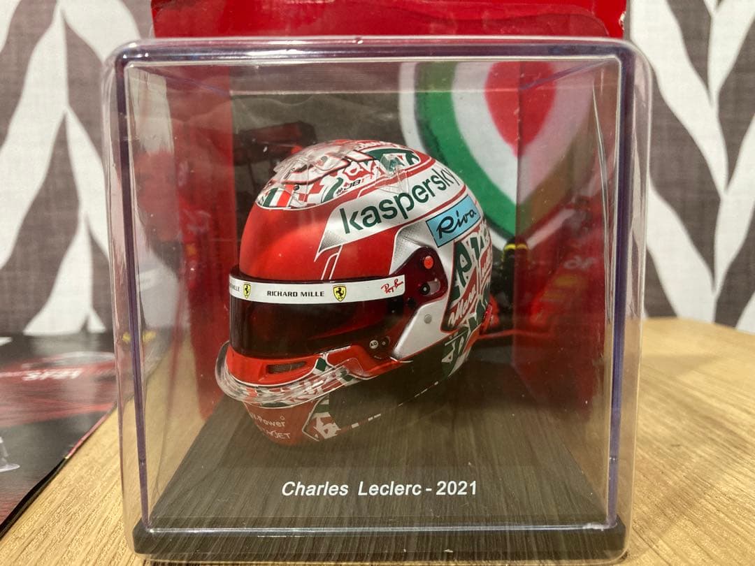 日本未発売　ビッグスケールF1コレクション　ルクレール　ヘルメット　2021年