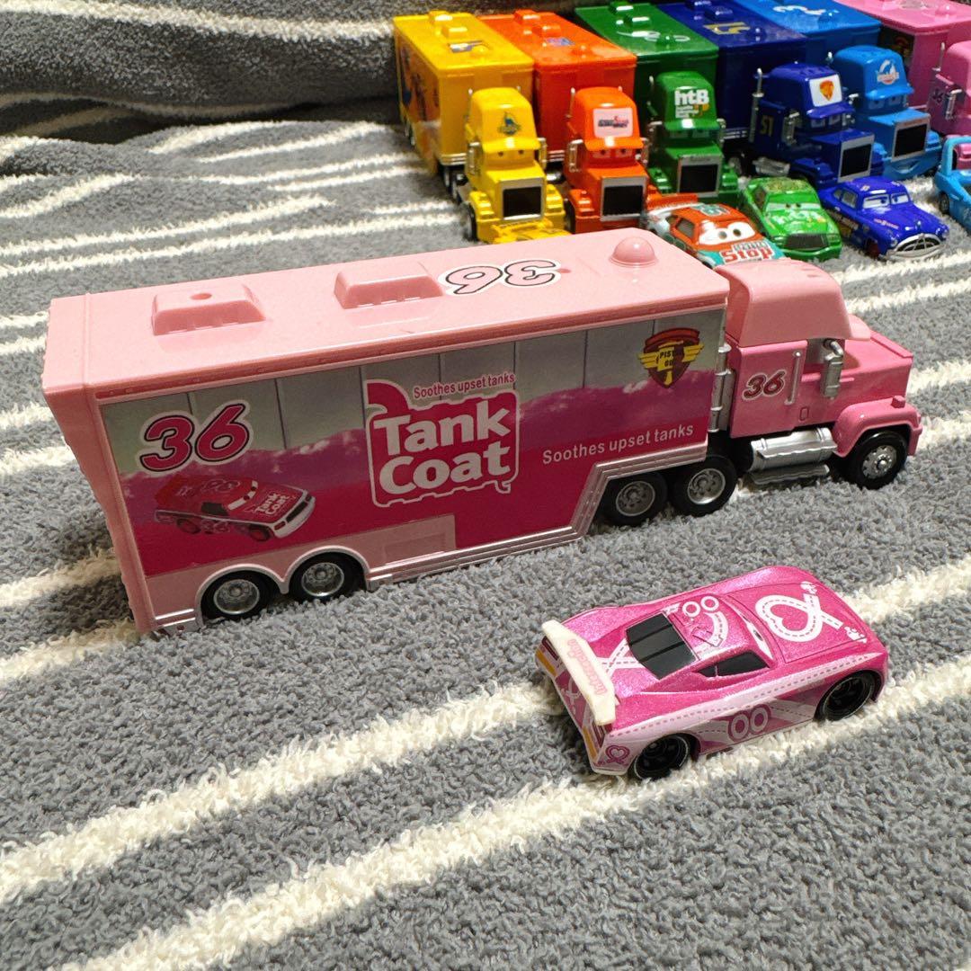 カーズ　トレーラー　ミニカー　セット