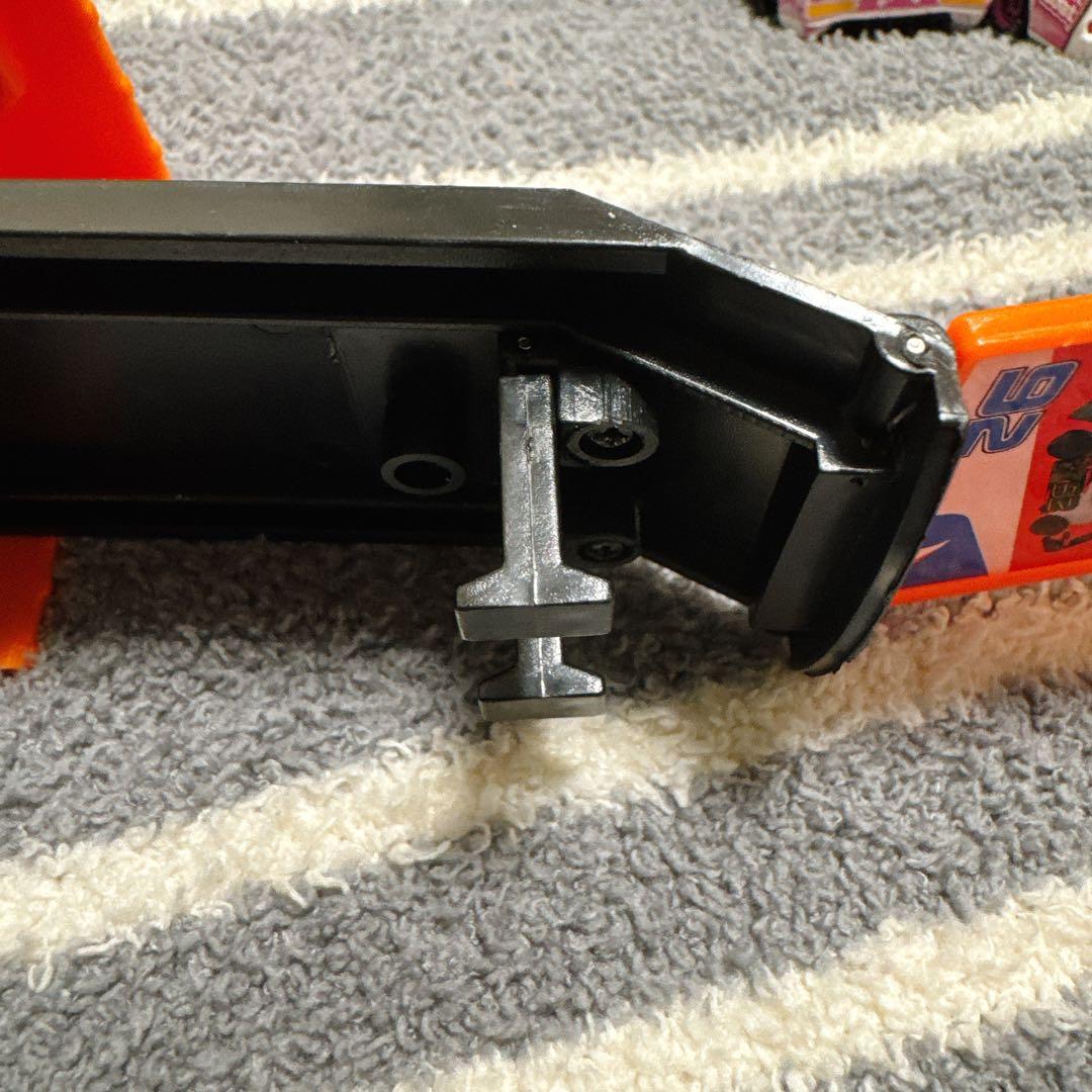 カーズ　トレーラー　ミニカー　セット