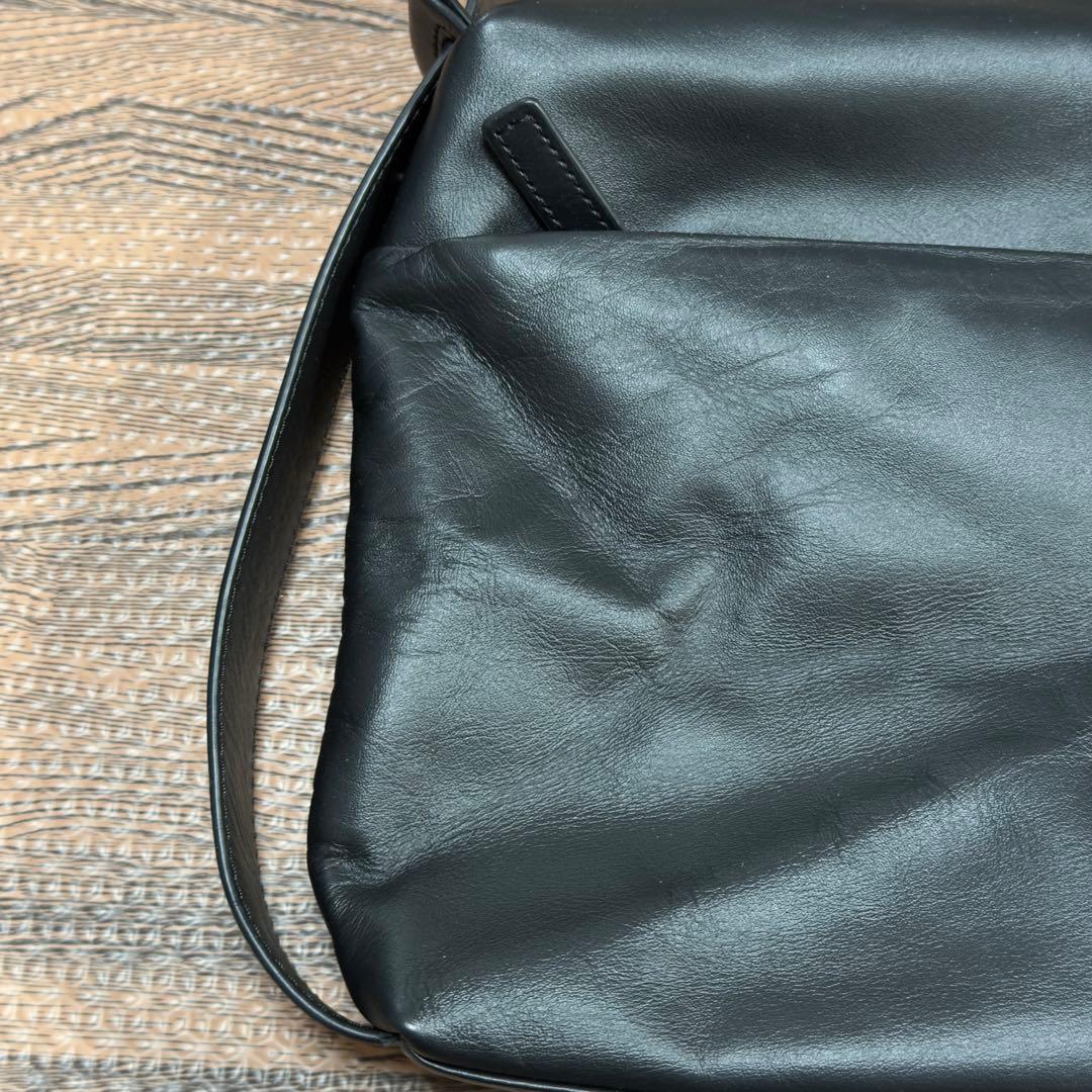 ear PAPILLONNER（イアパピヨネ）2WAY本革レザーショルダーバッグ