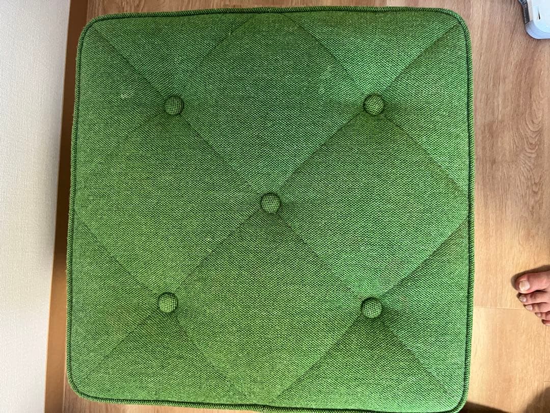 カリモク60 オットマン タープグリーン