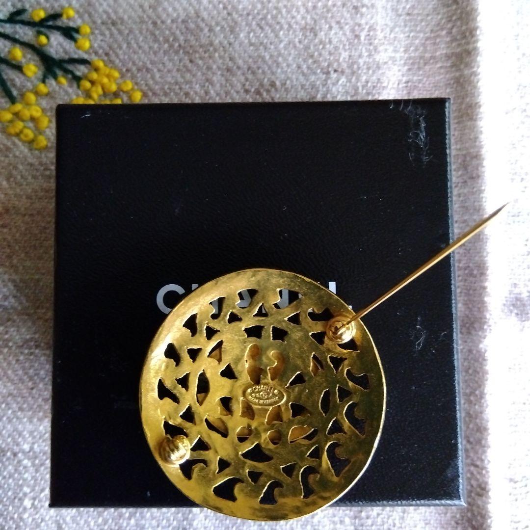 CHANEL　ブローチ