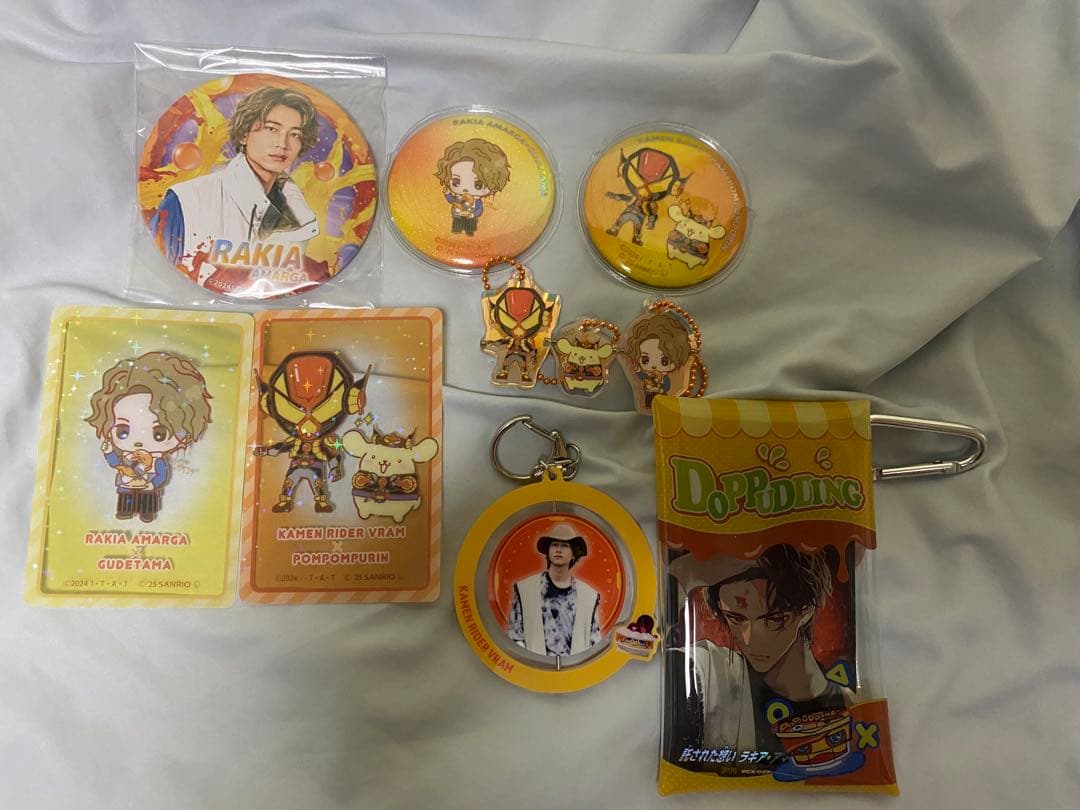 劇場版 仮面ライダーガヴ ラキア ヴラム 缶バッジ14個　他計2２点セット