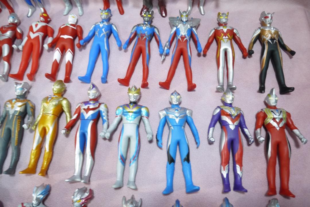 ウルトラヒーローシリーズ500　ウルトラマン　ソフビ　83体セット