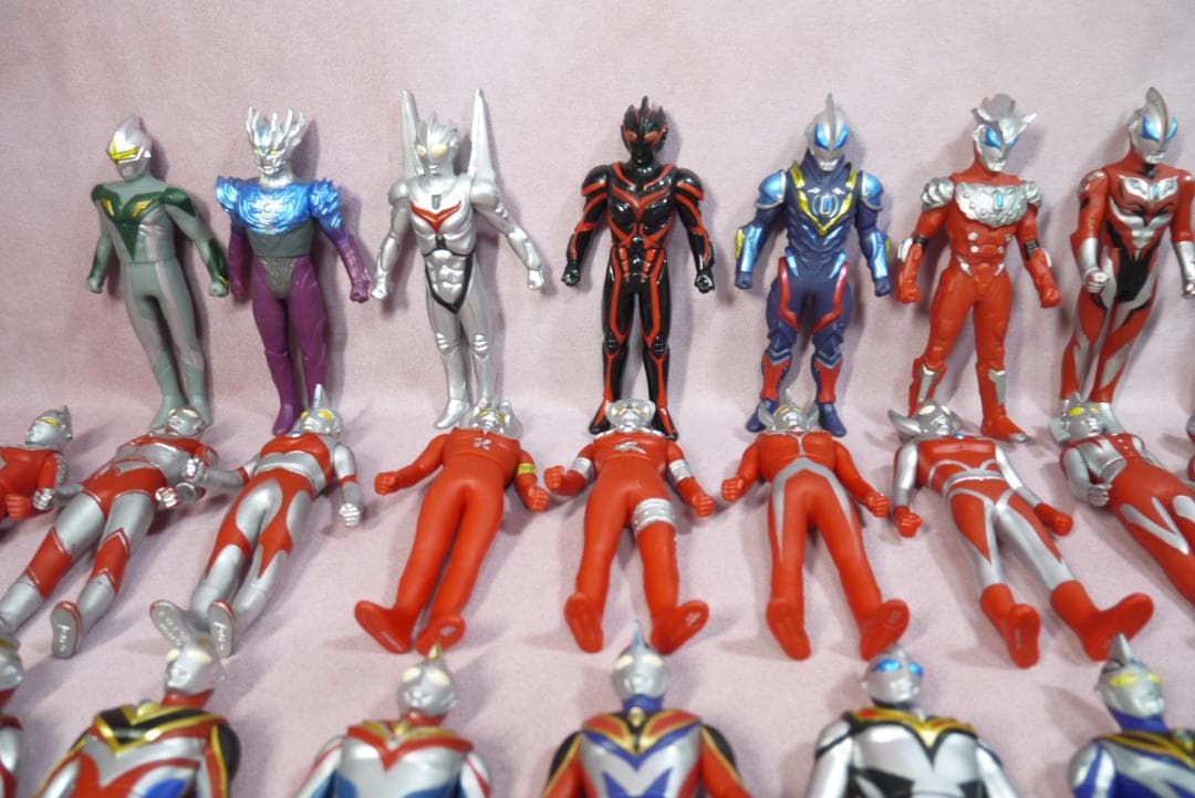 ウルトラヒーローシリーズ500　ウルトラマン　ソフビ　83体セット