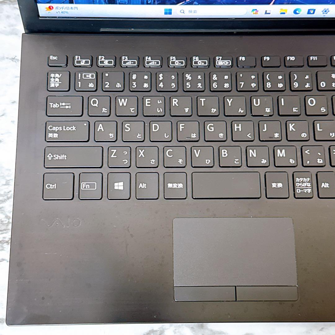 【美品】高性能i5＆爆速SSD/メモリ8GB✨カメラ バイオ 軽量パソコンPC