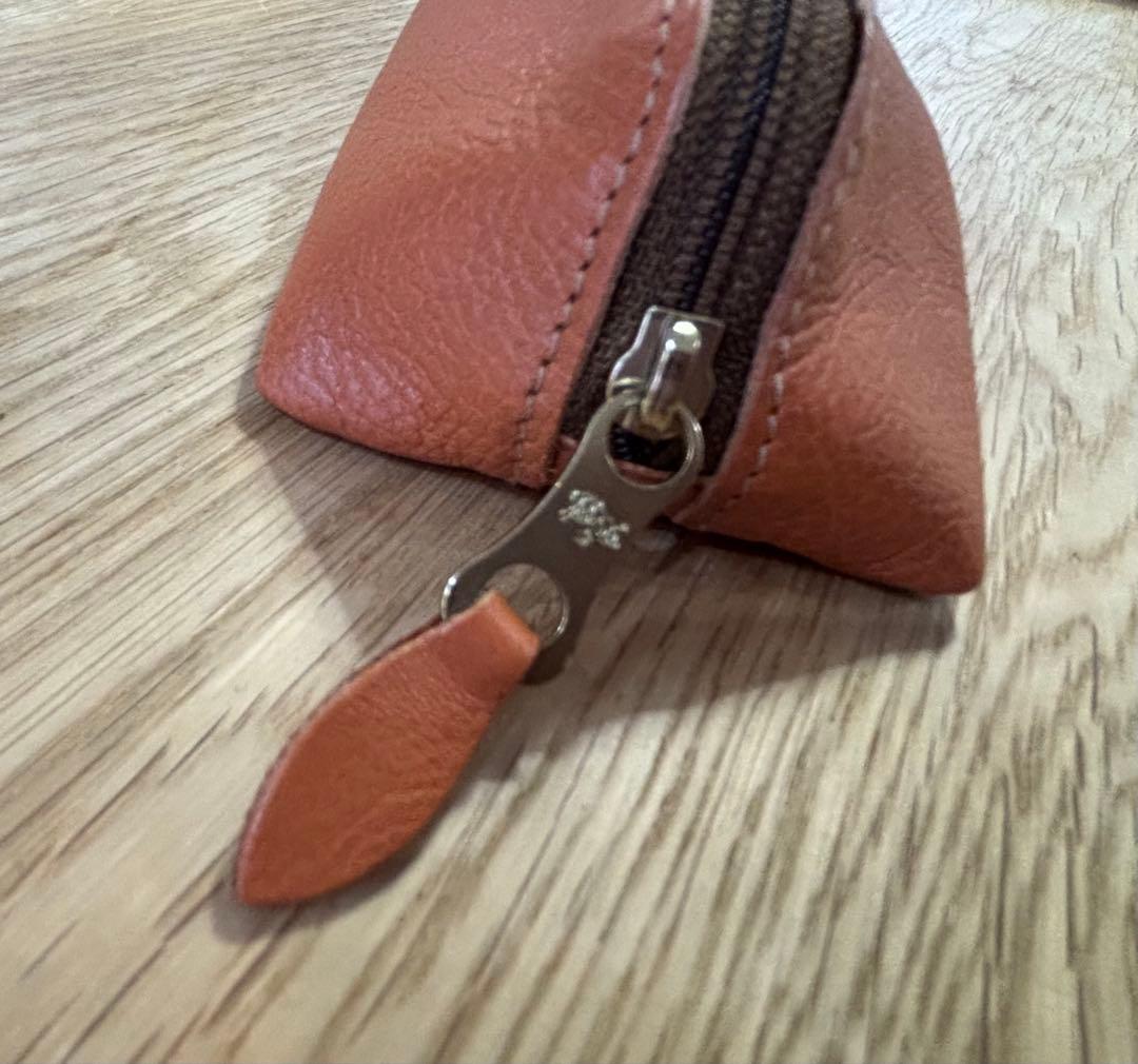 イルビゾンテ⭐︎IL BISONTE⭐︎レザー　ペンケース