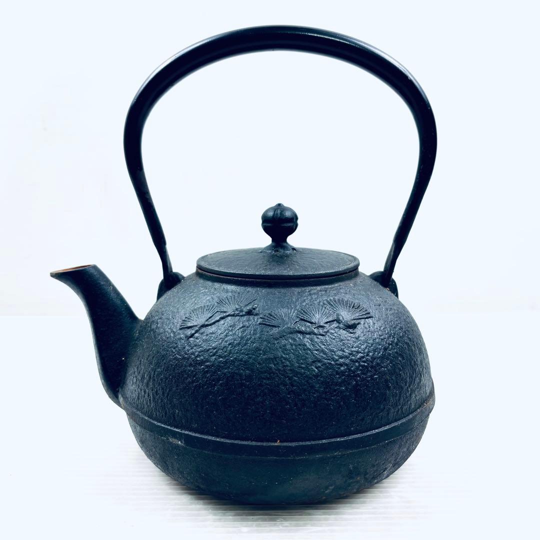 南部鉄瓶　やかん　骨董　湯沸し　茶道具　鉄器　鉄分補給　サビ有り