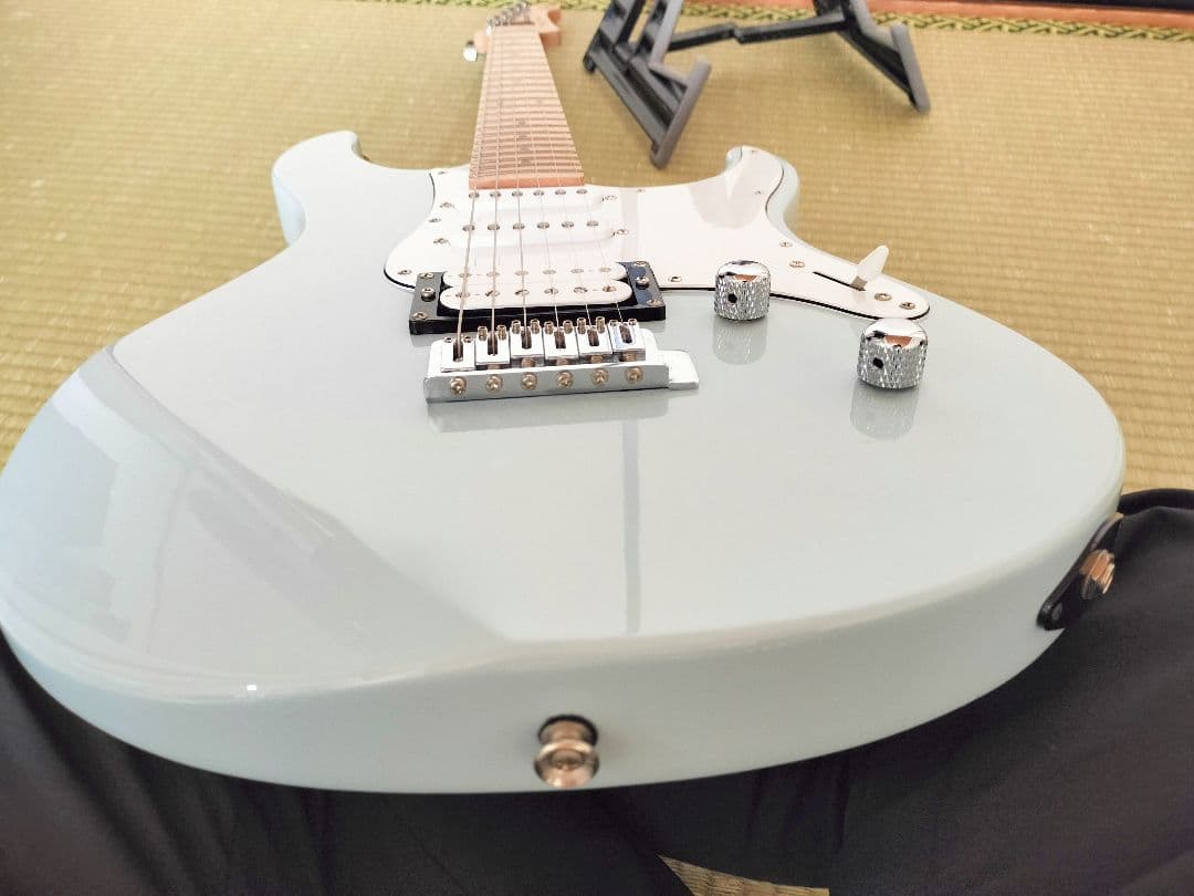 YAMAHAパシフィカ112v　アイスブルー