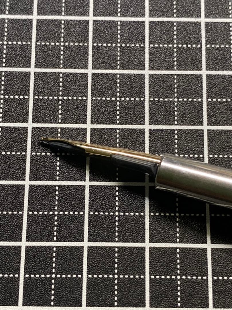 PILOT CAPLESS decimo BLACK 万年筆　字幅F