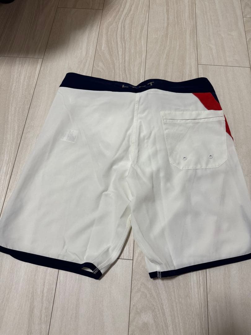 LYFT サーフパンツ　M ボディーショーツ　未使用