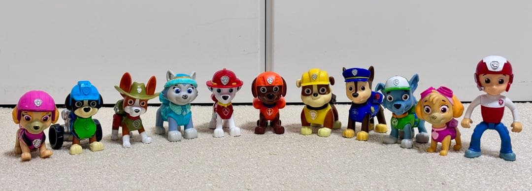 【まとめ売り】パウ・パトロール　ベーシックビークル+アルティメットヘリ