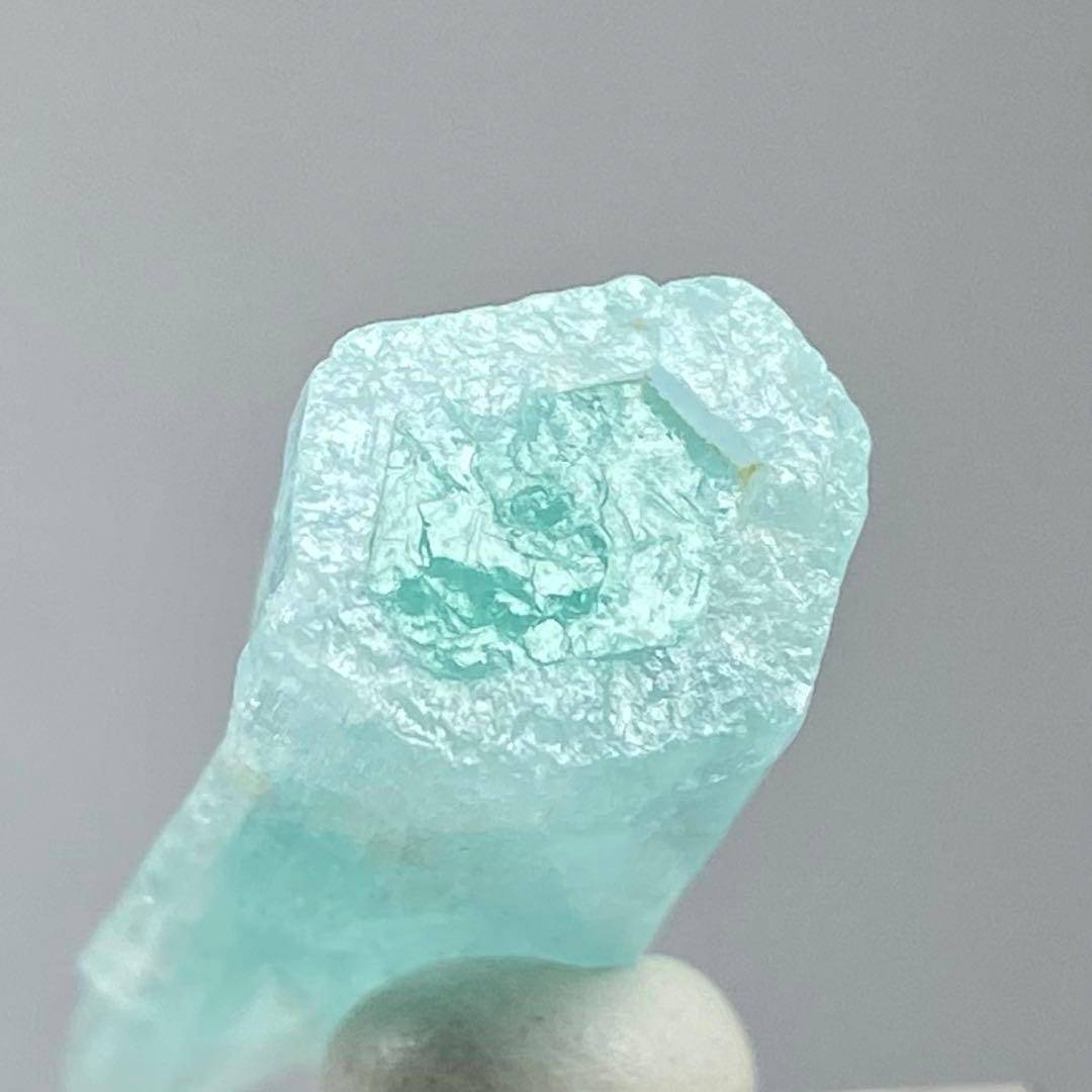 ベリル　アクアマリン　緑柱石　鉱物標本　原石　天然石　ストーン　エメラルドコア