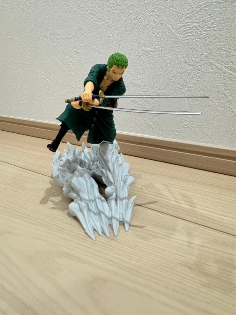 ONEPIECEフィギュア ルフィ エース ゾロ ナミ ロビン シャンク サボ