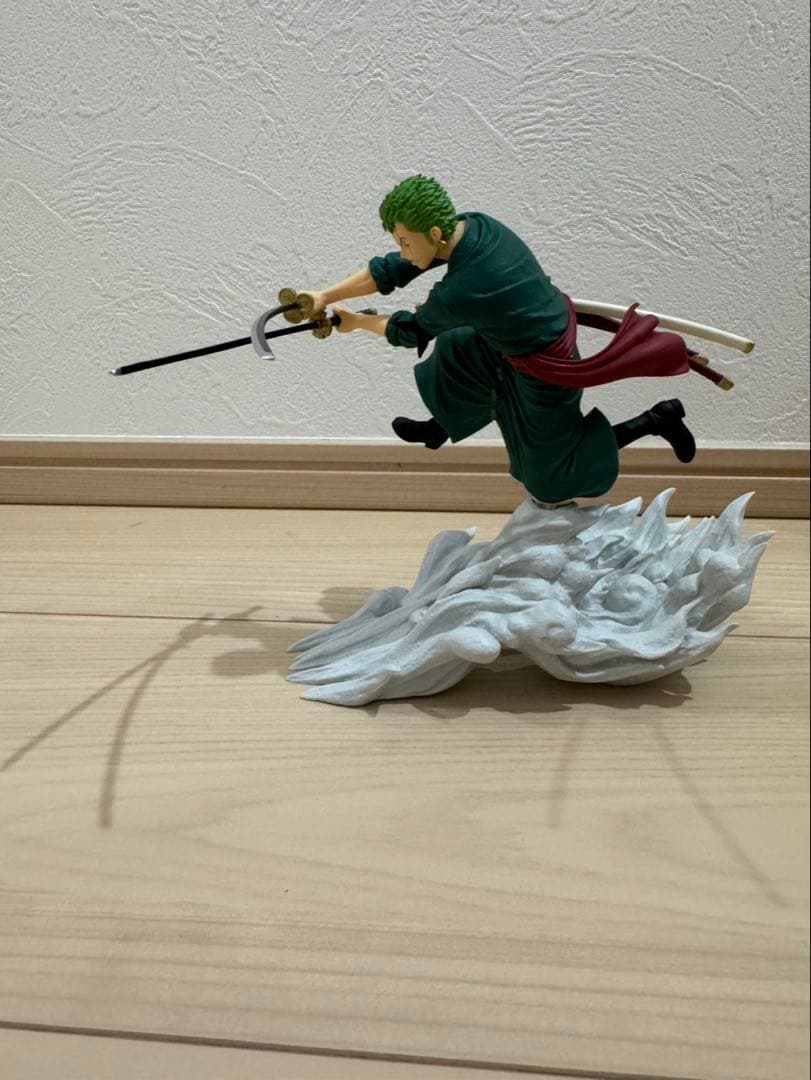 ONEPIECEフィギュア ルフィ エース ゾロ ナミ ロビン シャンク サボ