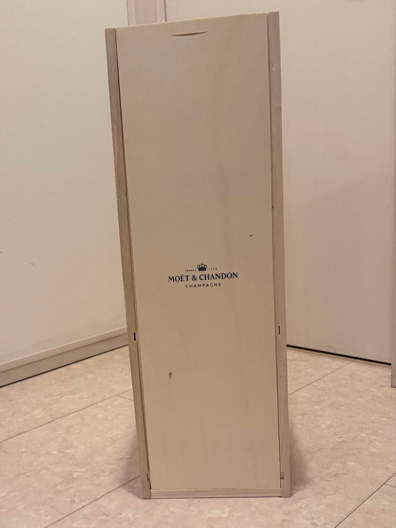 【新品】MOET & CHANDON シャンパン 3000ml 木箱入り