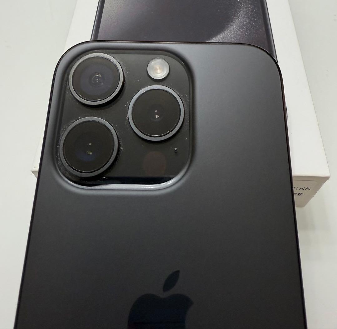 iphone 15PRO 256GB ブラックチタニウム バッテリー95%