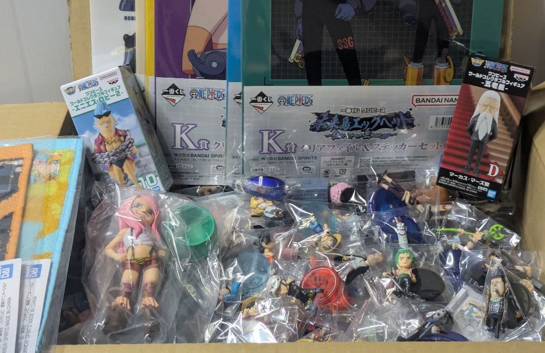 ONEPIECE大量まとめ売り ミニ含むフィギュア他