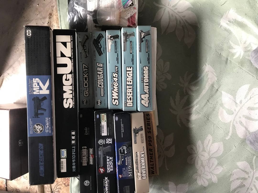 エアーガン、ガスガン、電動ガン　12丁まとめ売り　即購入ok