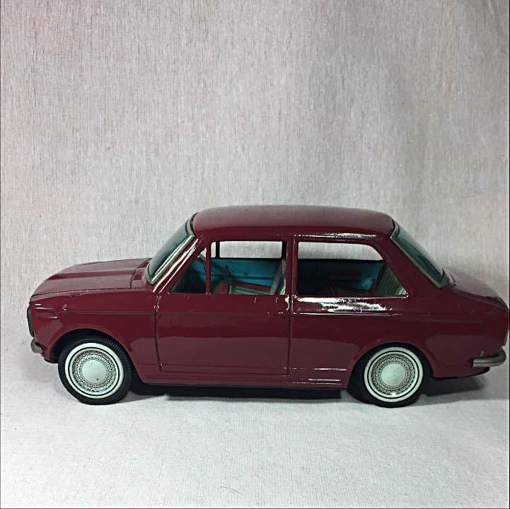 昭和レトロ ブリキ トヨタカローラ1100