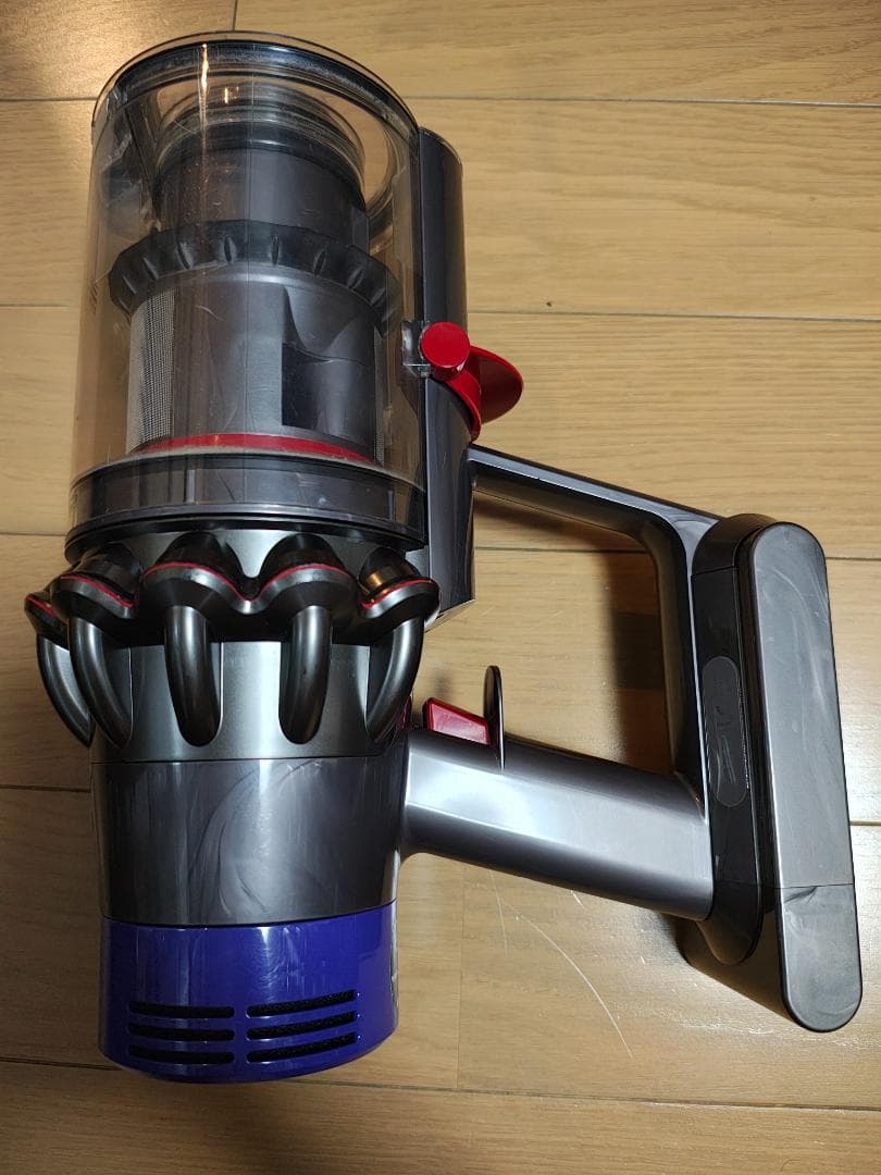 ダイソン★コードレス掃除機★V10本体★ＳV12★バッテリー新品と同等★6