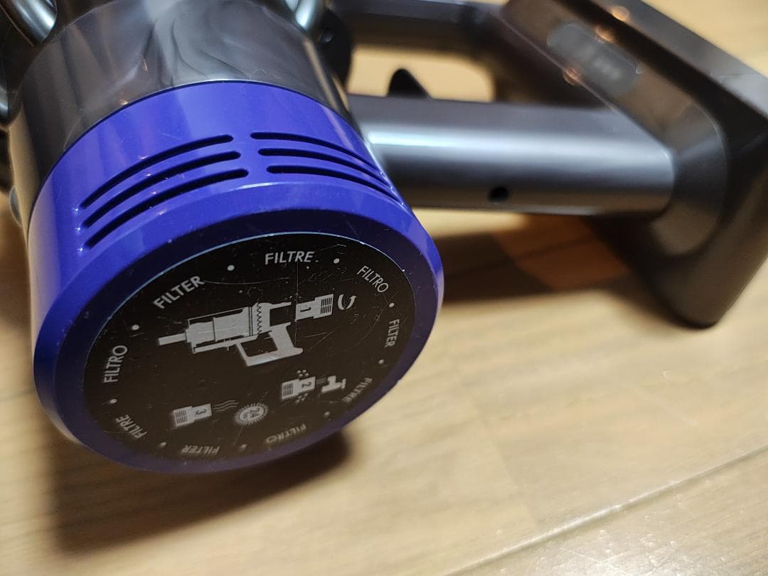 ダイソン★コードレス掃除機★V10本体★ＳV12★バッテリー新品と同等★6