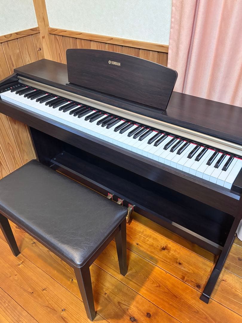 ヤマハ電子ピアノ　YDP-J151