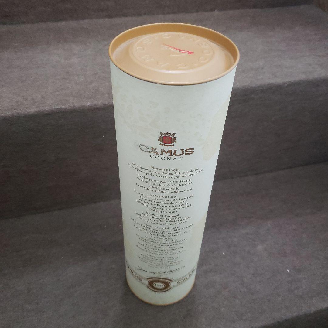 CAMUS コニャック 円筒形パッケージ