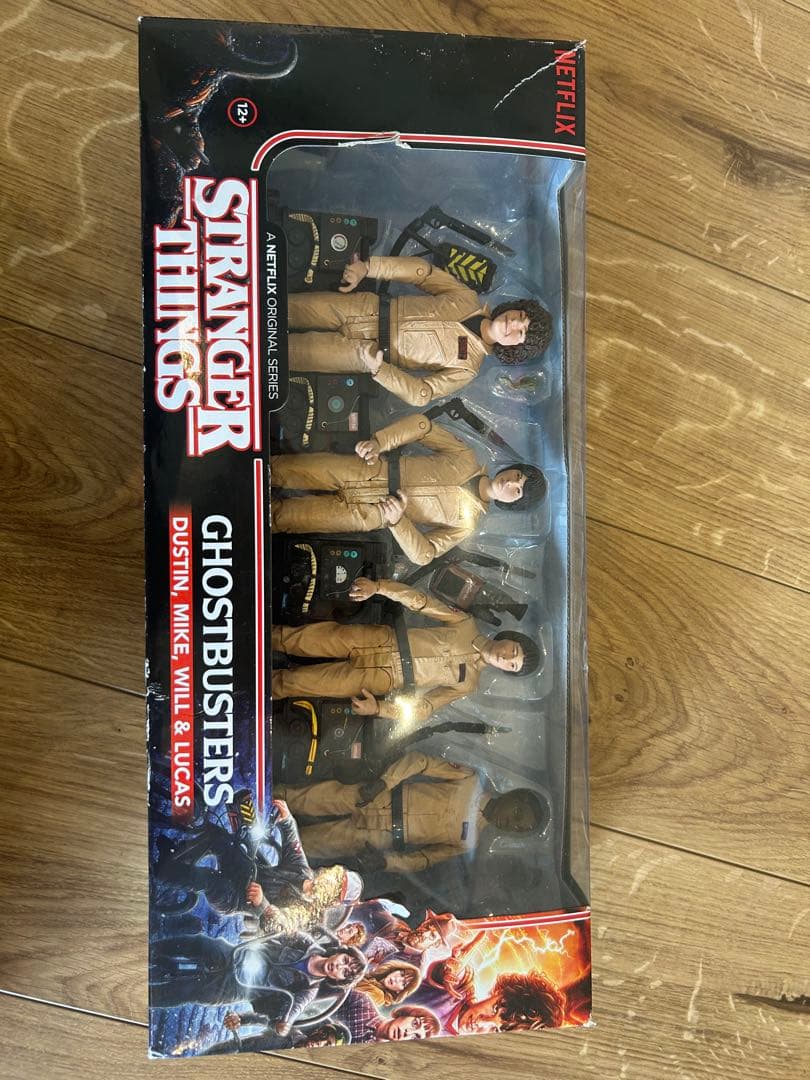 Stranger Things Ghostbusters 4体セットフィギュア