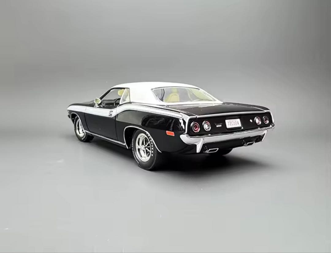 1972 Plymouth Cuda 340 1/18スケールモデル