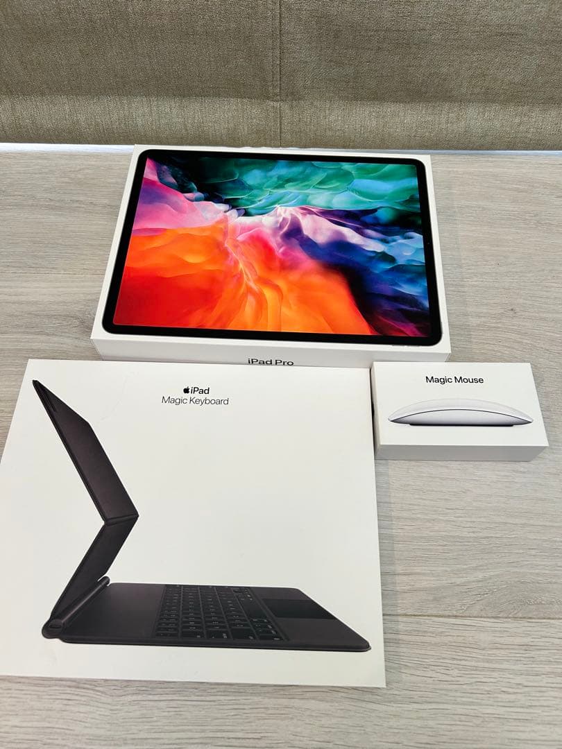 iPad Pro 第４世代 12.9インチ 256GB キーボード、マウス
